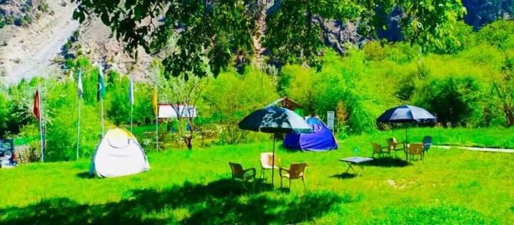 Chitral Inn Resort Екстериор снимка