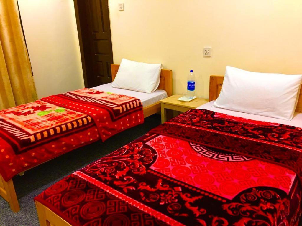 Chitral Inn Resort Екстериор снимка